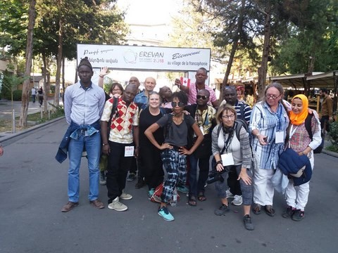 crea spectacle caravane des 10 mots international