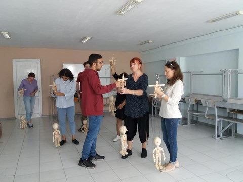 crea spectacle caravane des 10 mots international